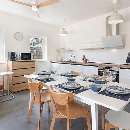 Lovely In With Kitchen *